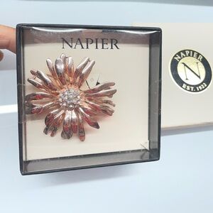 Napier Gold and Silver Floral Sunflower Pin Brooch